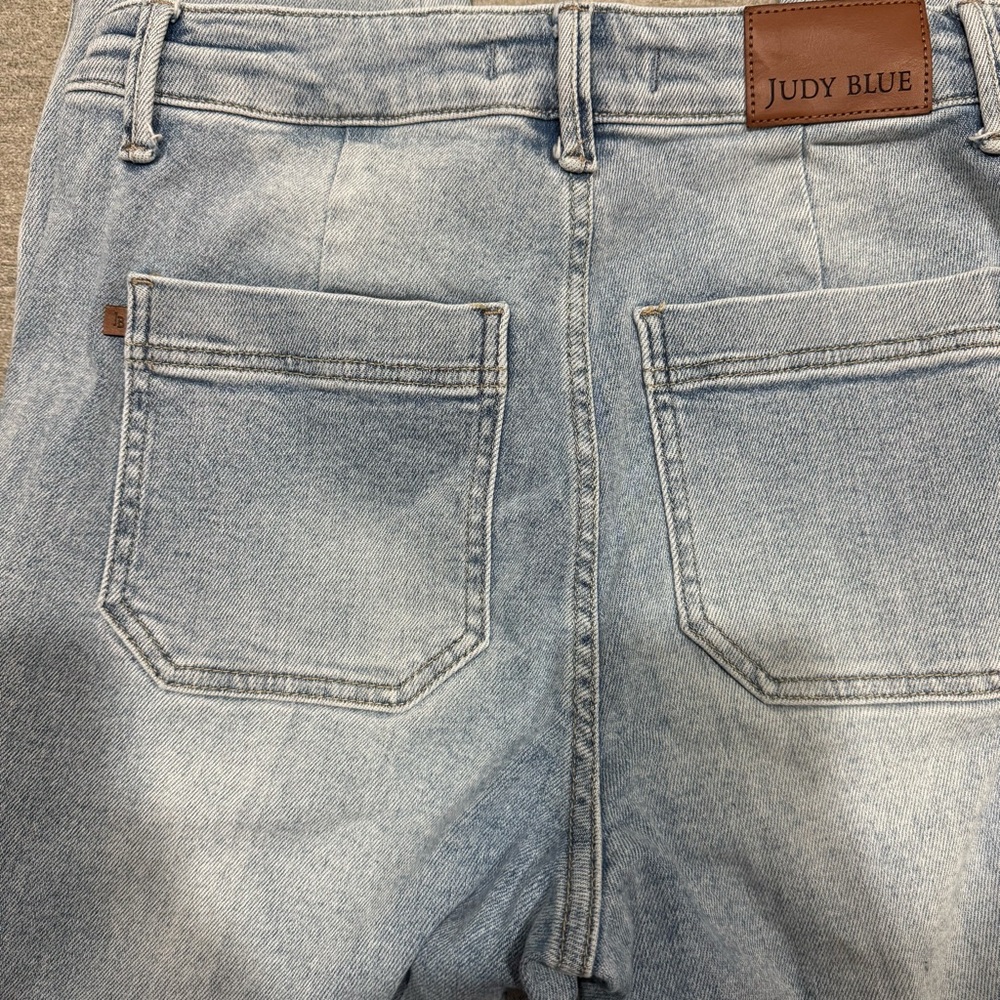Judy Blue Light Wash Patch Pocket Skinny Jeans - Size 7/28 - JB88691 LT